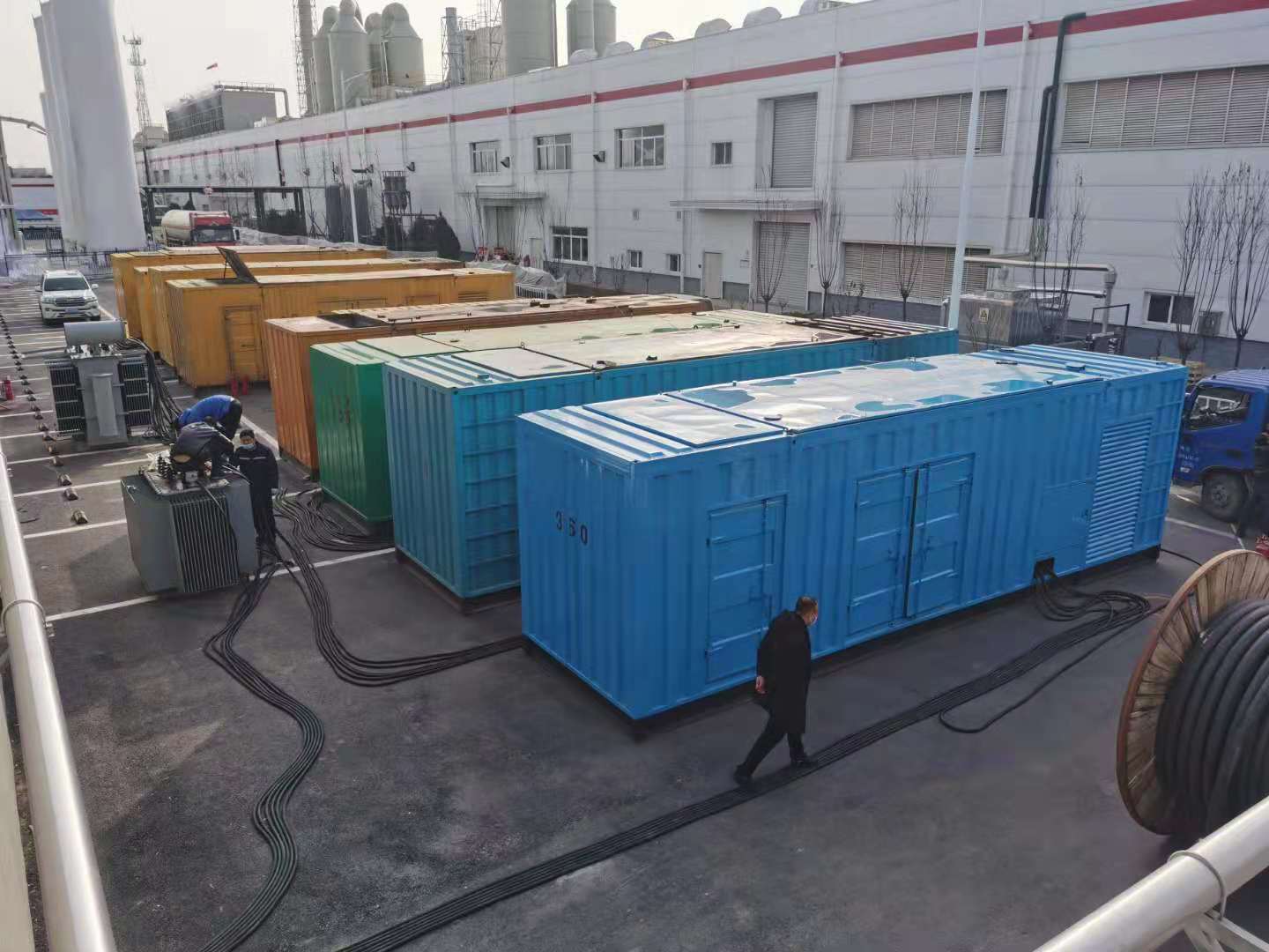 岳塘发电机出租-两相发电机与三相发电机有何区别?