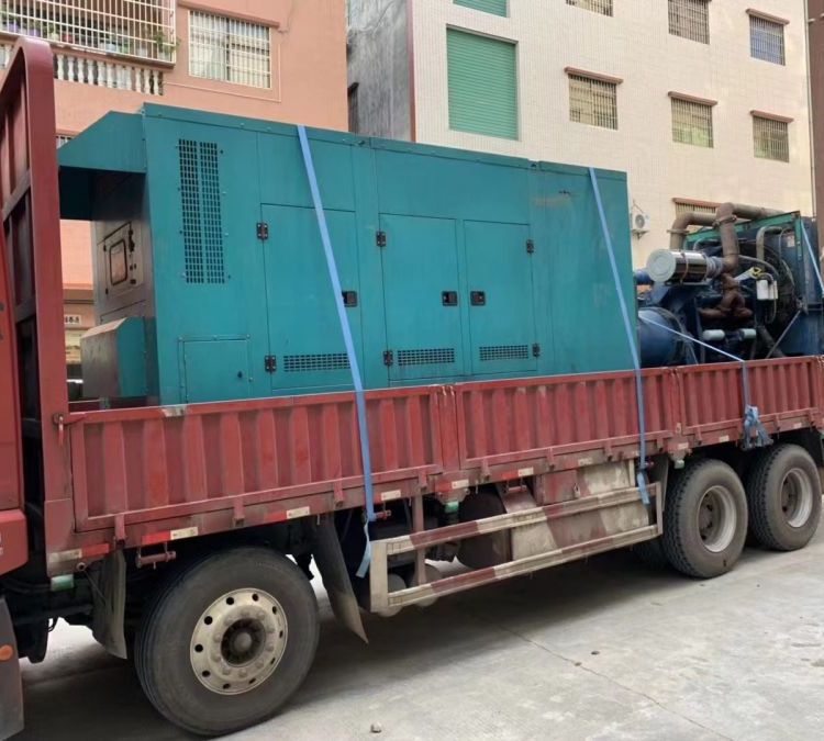 岳塘如何在不同负载率下确保 400KW 柴油发电机组的正常运行？